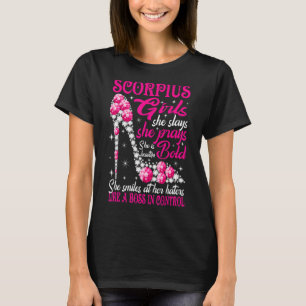 Camiseta Escorpião Como Chefe Em Calçados De Diamante De Co