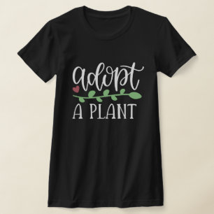 Camiseta escura divertida ADOTE UMA PLANTA