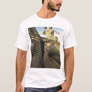 Camiseta escuteiros do soldado para a atividade inimiga