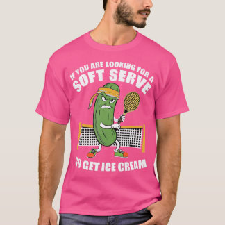 Camiseta Esfera Engraçada Jogando Tênis de Picle Soft Serve