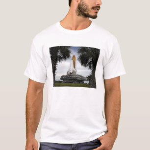 Camiseta Esforço do vaivém espacial do quadro das árvore