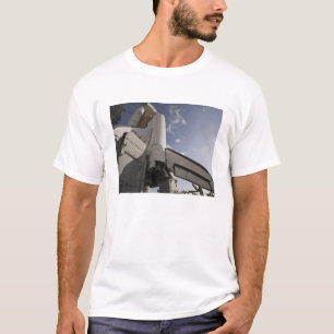 Camiseta Esforço do vaivém espacial na plataforma de