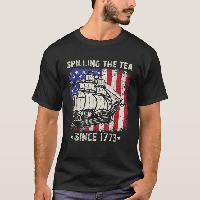 Camiseta Esmagando O Chá Desde 1773 Professora De História  (Frente)