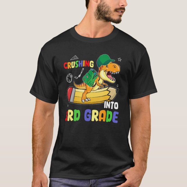Camiseta Esmagando Para A 3ª Classe No Primeiro Dia De Volt (Frente)