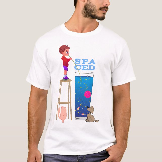 Camiseta Espaçado, garoto em fezes bebendo o universo (Frente)