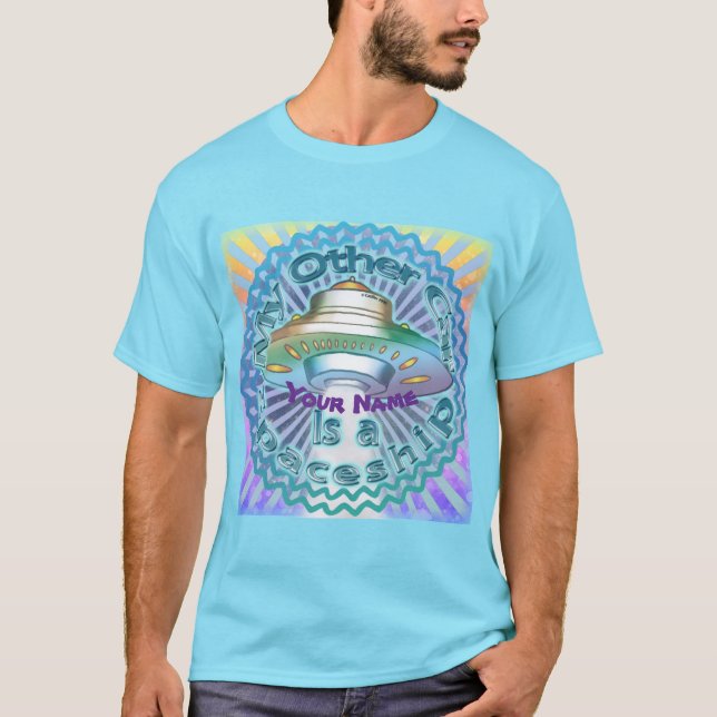Camiseta Espaçonave de Carro Alien Outra  (Frente)