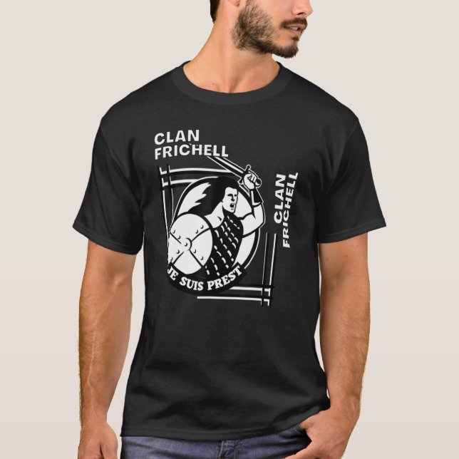 Camiseta Espadachim do Lema Gaélico do Clã Frichell (Frente)