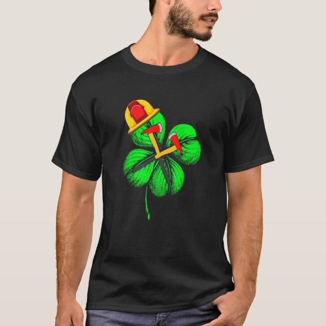 Camiseta Espantoso Saint Patrick S Day Firefighter Shamrock (Frente)