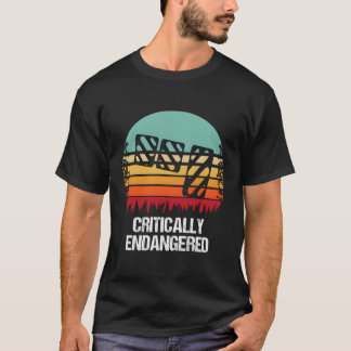 Camiseta Especiais em Risco Crítico Três Pedais