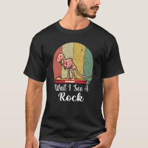 Camiseta Espera, Eu Vejo Um Geólogo De Geologia Engraçado D