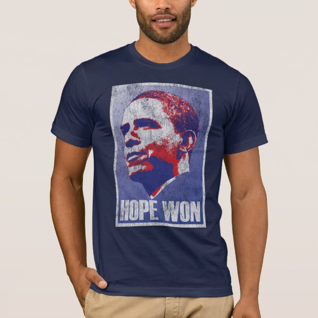 Camiseta Esperança ganhada! - Presidente de Barack Obama (Frente)