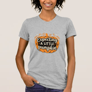 Camiseta Esperando um Pequeno Desenho de Abóbora de Hallowe