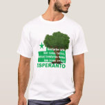 Camiseta Esperanto / "Bonfartas arbo kun sanaj radikoj...",<br><div class="desc">Esperanto / "Bonfartas arbo kun sanaj radikoj, ankaŭ bonfartas homo kun bonaj amikoj" ( = Uma árvore com boas raízes faz bem, uma pessoa com bons amigos também faz bem), T-Shirt.</div>