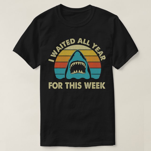 Camiseta Esperei O Ano Todo Por Esta Semana No Oceano Passa (Frente do Design)