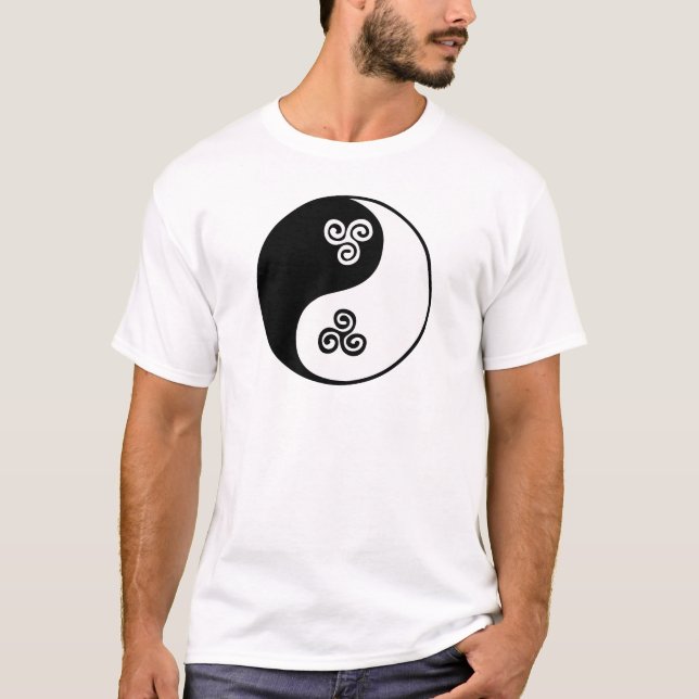 Camiseta Espiral celta de Yin Yang tri (Frente)