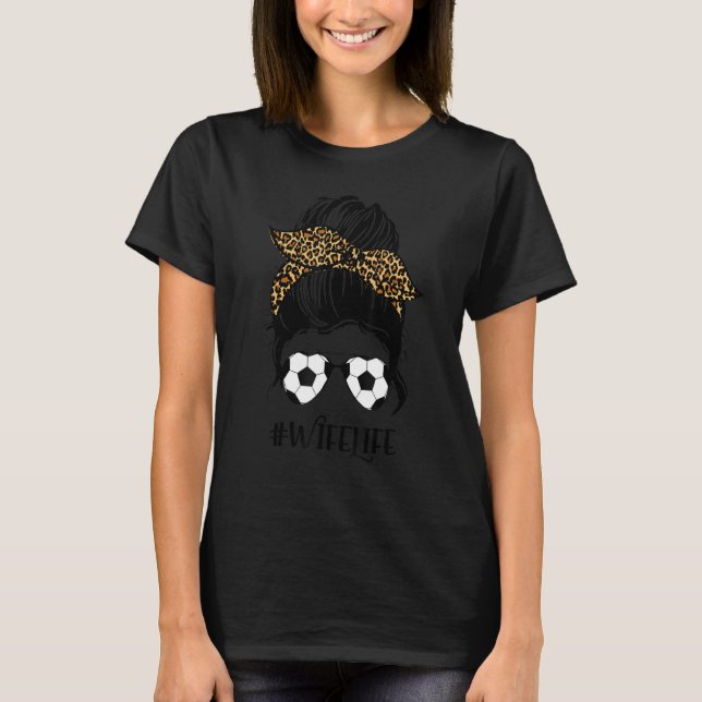 Camiseta Esposa de Futebol Mensagem Cabelo de Arma Leopardo (Frente)