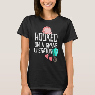Camiseta Esposa de Operário da Construção Civil Adicta a um