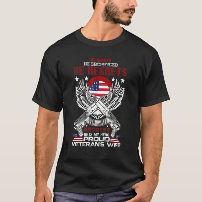 Camiseta Esposa de Veterano Orgulhosa, bandeira americana V (Frente)