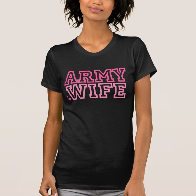Camiseta Esposa do exército (rosa) (Frente)