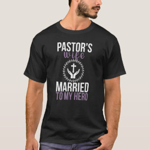 Camiseta Esposa do Pastor casada com Pastor Esposa de Pasto