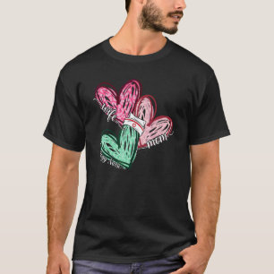 Camiseta Esposa Mãe Enfermeira de Oncologia Corações de Leo