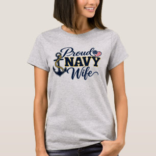 Camiseta Esposa Orgulhosa da Marinha Desenho Patriótico de