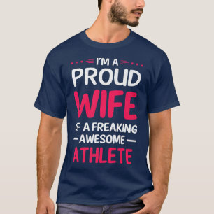 Camiseta Esposa Orgulhosa De ATHLETE Fantástico