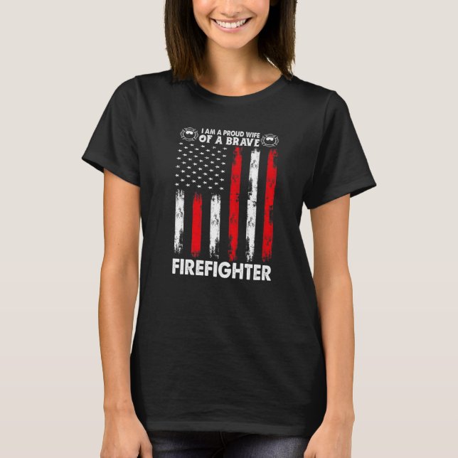 Camiseta Esposa Orgulhosa de um Bombeiro (Frente)
