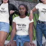 Camiseta Esposa Retrorística do Coração da Bachelorette do<br><div class="desc">Comemore sua solteira com esta camiseta moderna,  na moda,  com o roteiro e o coração.</div>