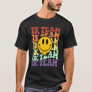 Camiseta Esquadrão da equipe Tk retro sorri para voltar par