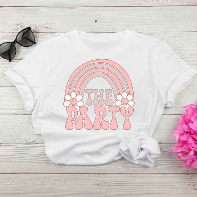 Camiseta Esquadrão de Bachelorette de Hippie Retro Bonito (Your bridesmaids & besties will love to be part of the bride squad bringing the party to your bach)