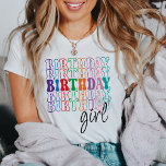 Camiseta Esquadrão Ou Tripulação Da Equipe De Festa de aniv<br><div class="desc">Comemore a extravagância de aniversário em estilo com nosso Esquadrão da Equipe de Festas de aniversário Correspondente Personalizada ou Camiseta da Tripulação. O holofote está na aniversariante, e esta camisa é a maneira perfeita de fazê-la se sentir como realeza no seu dia especial. Adorada com o título de "aniversariante", esta...</div>