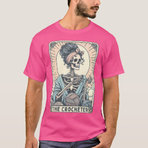 Camiseta Esqueleto A Crocheteira Mãe Carta de Tarot Tricote