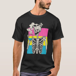 Camiseta Esqueleto Bebendo Café LGBT Q Orgulho Pansexual
