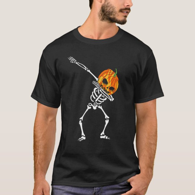 Camiseta Esqueleto com Abóbora na Cabeça Dançando Dabbing n (Frente)