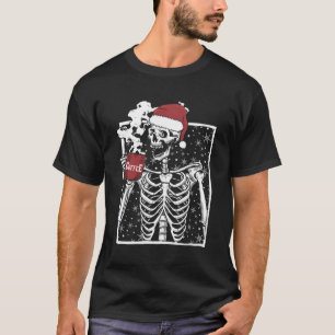 Camiseta Esqueleto Com Bebendo Crânio Sorrindo Latão De Caf