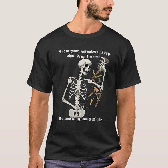 Camiseta Esqueleto das Ferramentas de Trabalho Masônicas (Frente)