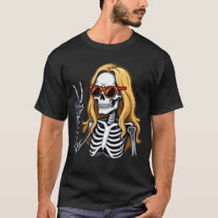Camiseta Esqueleto de Cabelo Loiro Fazendo Sinal de Paz