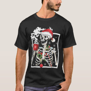 Camiseta Esqueleto De Natal Com Bebendo Crânio Sorridente C
