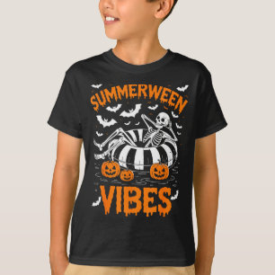 Camiseta Esqueleto de vibrações de Summerween boiando abóbo