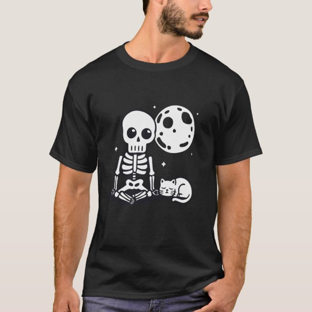 Camiseta Esqueleto e Gato com Halloween de Lua Cheia (Frente)