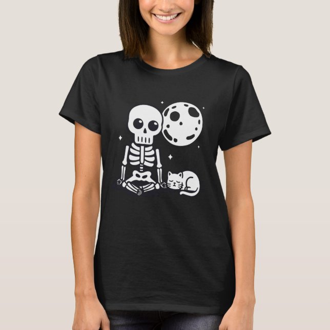 Camiseta Esqueleto e Gato com Halloween de Lua Cheia (Frente)