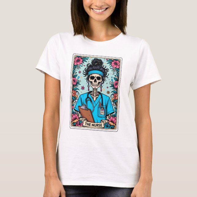 Camiseta Esqueleto Engraçado A Enfermeira Tarot (Frente)