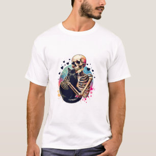 Camiseta Esqueleto Engraçado Abraçando um Gato Aquarela Cav