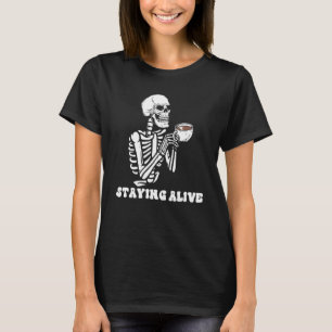 Camiseta Esqueleto Ficar Vivo Bebe Café Esqueleto Divertido