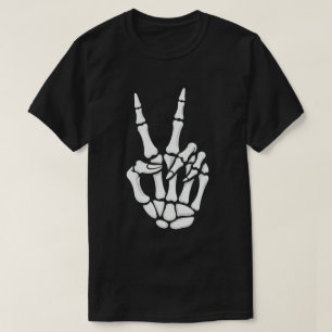 Camiseta Esqueleto Mão Sinal de Paz Legal Halloween