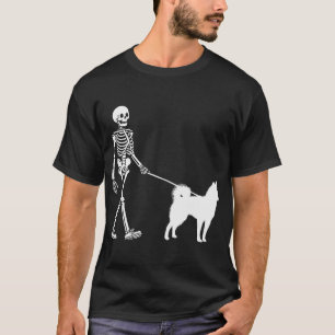 Camiseta Esqueleto Passeando um Cachorro Alaskan Klee Kai H