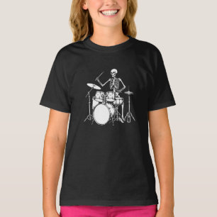Camiseta Esqueleto toca bateria em banda de rock