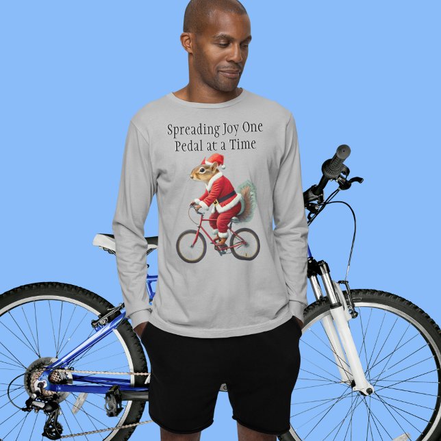 Camiseta Esquilo com uma bicicleta de presente de Natal par (Criador carregado)