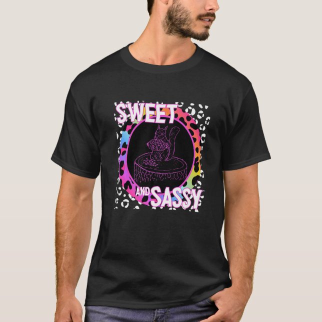 Camiseta Esquilo Cute 90s Nostalgia Rainbow Leopard Impress (Frente)